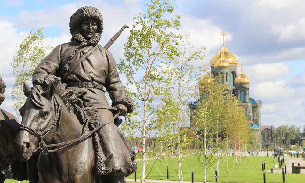 Патриарший собор в честь Воскресения Христова — главный храм Вооруженных сил Российской Федерации.