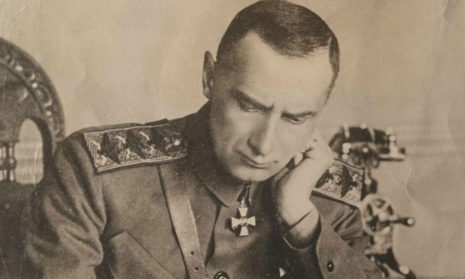 Архив адмирала Колчака возвращен в Россию благодаря меценатам.