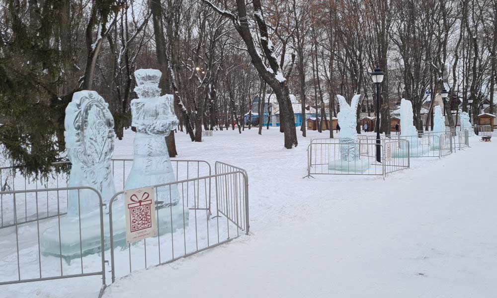Фестиваль ледяных скульптур проходит в Тамбове.
