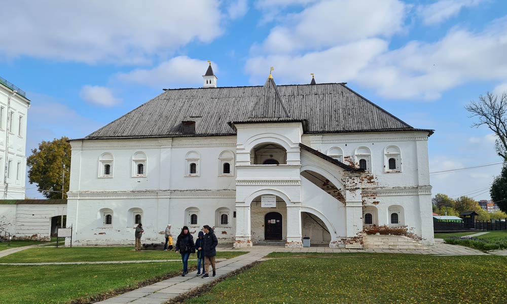 Свято-Троицкий мужской монастырь в Рязани.