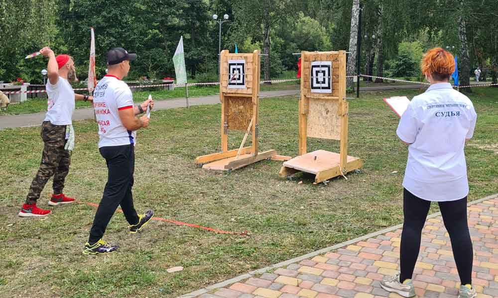 Первый турнир по спортивному метанию ножа прошёл в Мичуринске.