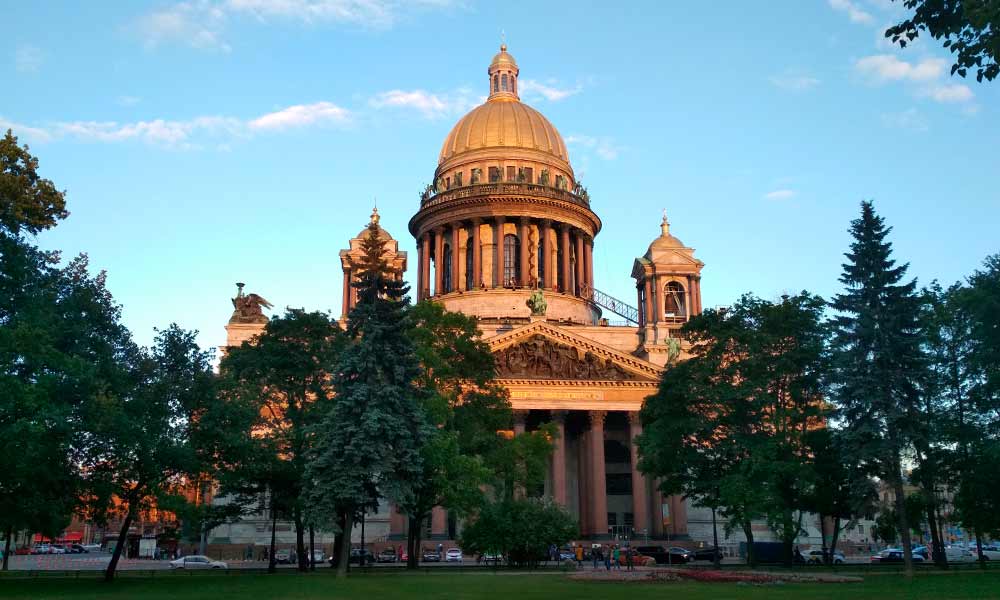 Исаакиевский собор. Крупнейший православный храм в Санкт-Петербурге. 